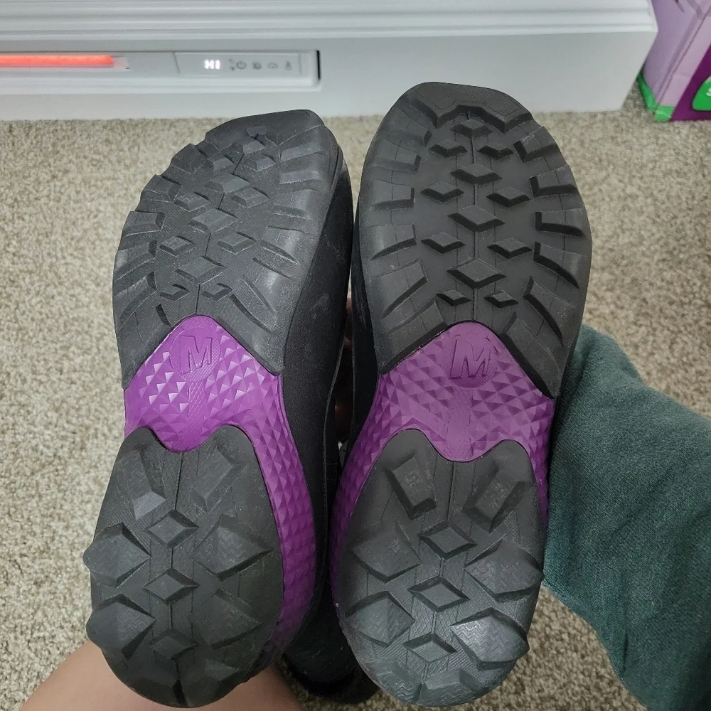 Merrell Women's Black and Purple Winterbelle Opti-warm Boots, Size 7.5
